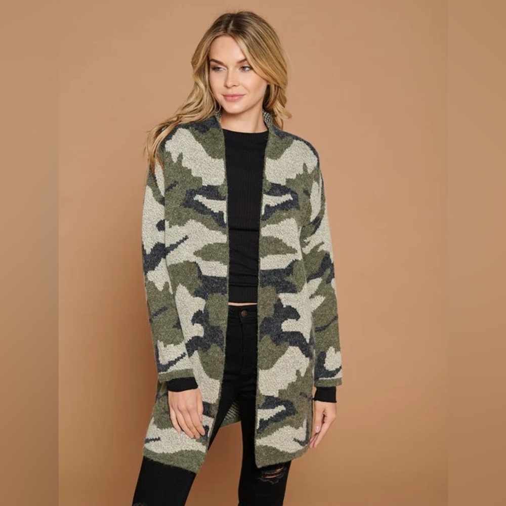 Doe & Rae Camouflage Knit Cardigan